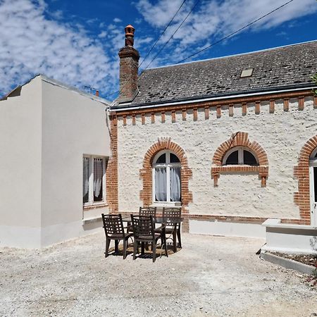 Saint-Ay Sur La Route Des Chateaux Apartman Kültér fotó