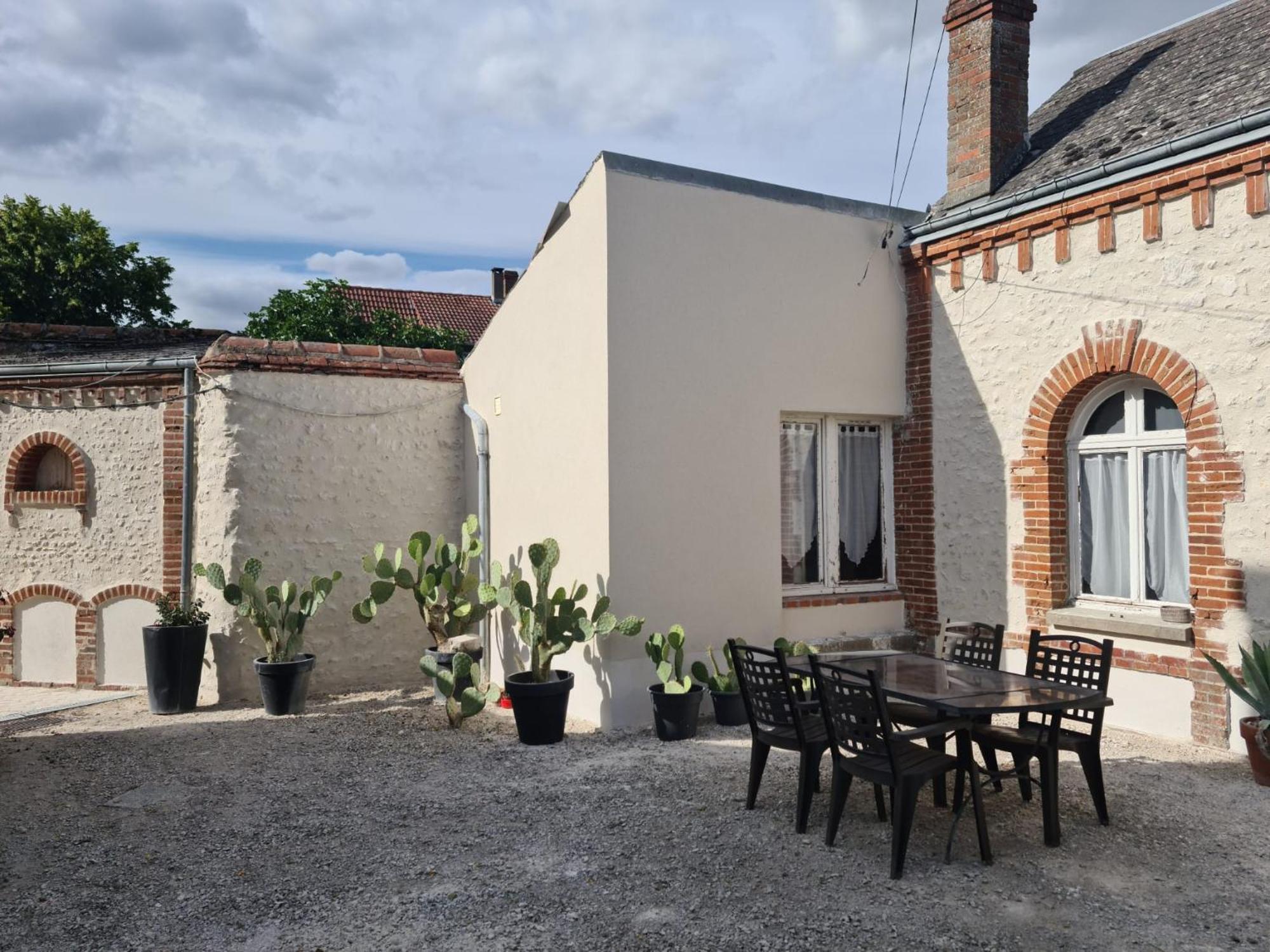 Saint-Ay Sur La Route Des Chateaux Kültér fotó